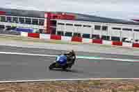 cadwell-no-limits-trackday;cadwell-park;cadwell-park-photographs;cadwell-trackday-photographs;enduro-digital-images;event-digital-images;eventdigitalimages;navarra;no-limits-trackdays;peter-wileman-photography;racing-digital-images;trackday-digital-images;trackday-photos